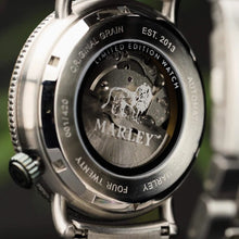 画像をギャラリービューアに読み込む, Round Automatic 44mm - 420 Hemp Edition|ORIGINAL GRAIN × BOB MARLEY