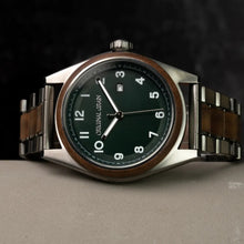 画像をギャラリービューアに読み込む, Nomad 42mm - Walnut Emerald