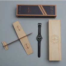 画像をギャラリービューアに読み込む, Pilot-Zulu 43mm - Maple Silver